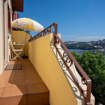 Casa Rio, Romantic Getaway In The Douro Апартаменты *